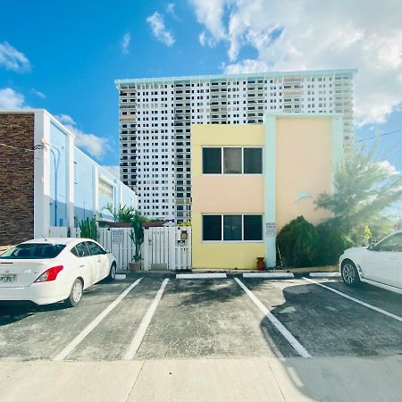 Hollywood Beachfront House Bagian luar foto