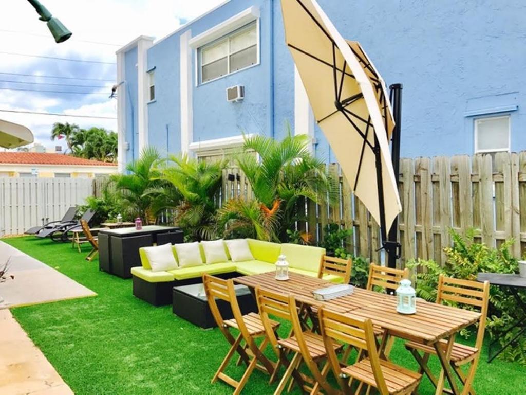 Hollywood Beachfront House Bagian luar foto