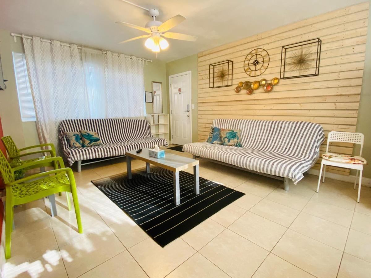 Hollywood Beachfront House Bagian luar foto