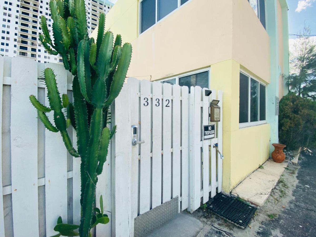 Hollywood Beachfront House Bagian luar foto