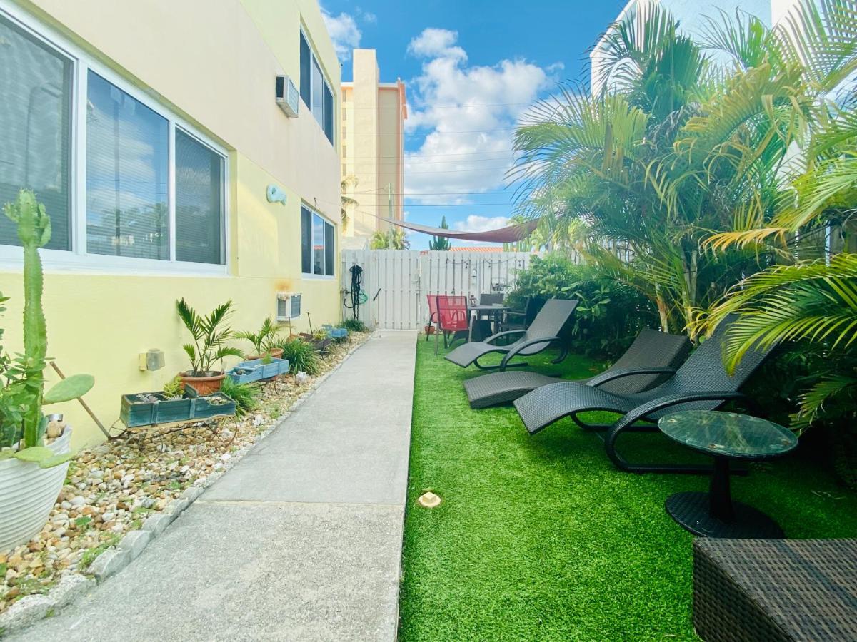 Hollywood Beachfront House Bagian luar foto