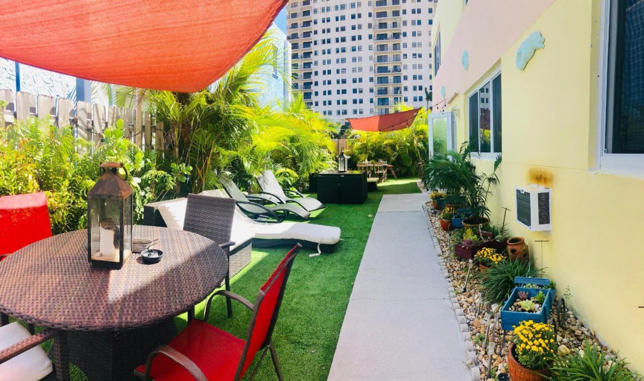 Hollywood Beachfront House Bagian luar foto