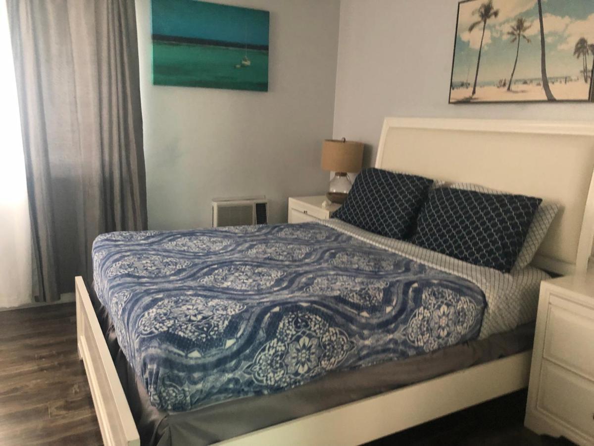 Hollywood Beachfront House Bagian luar foto