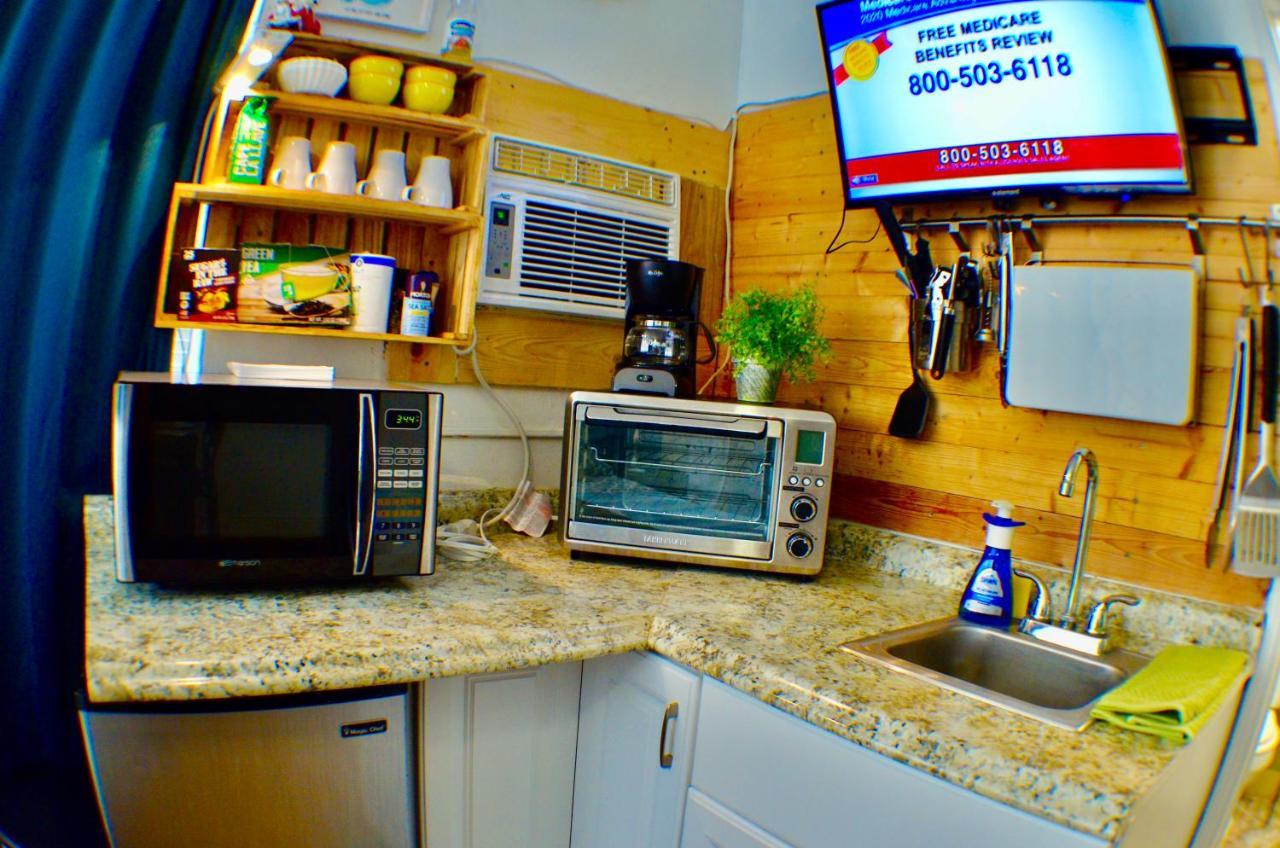 Hollywood Beachfront House Bagian luar foto